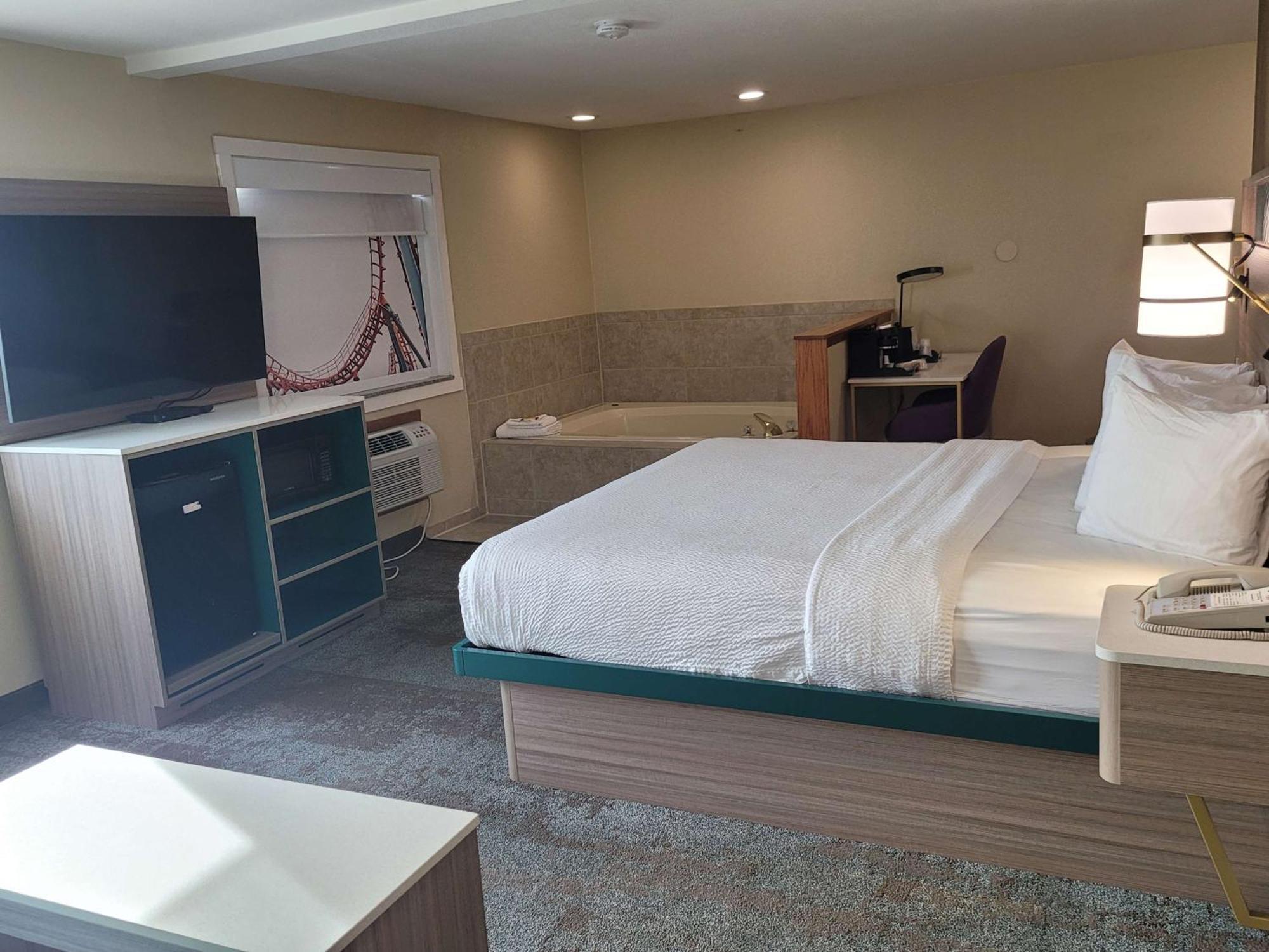 Best Western Plus Altoona Inn מראה חיצוני תמונה
