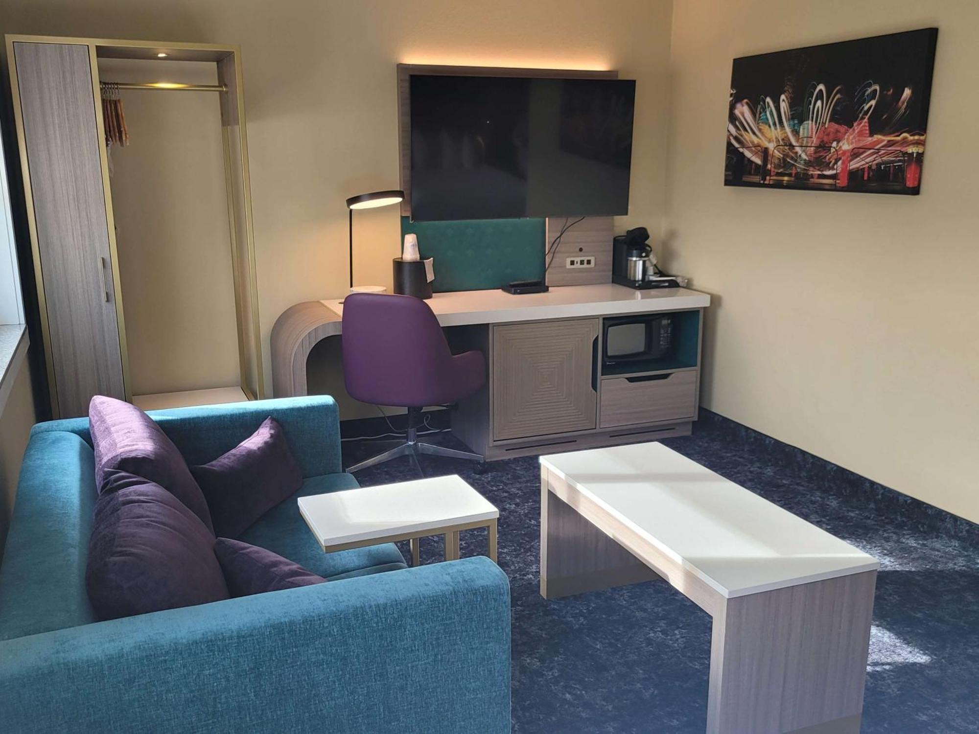 Best Western Plus Altoona Inn מראה חיצוני תמונה